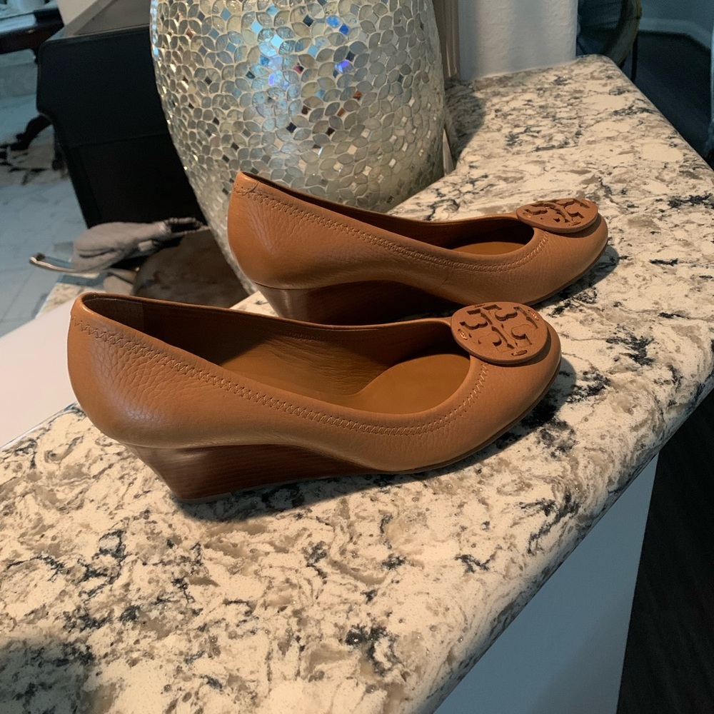 Tory Burch Women Shoes 👠- Size : 7.5 - Picture 8 of 10